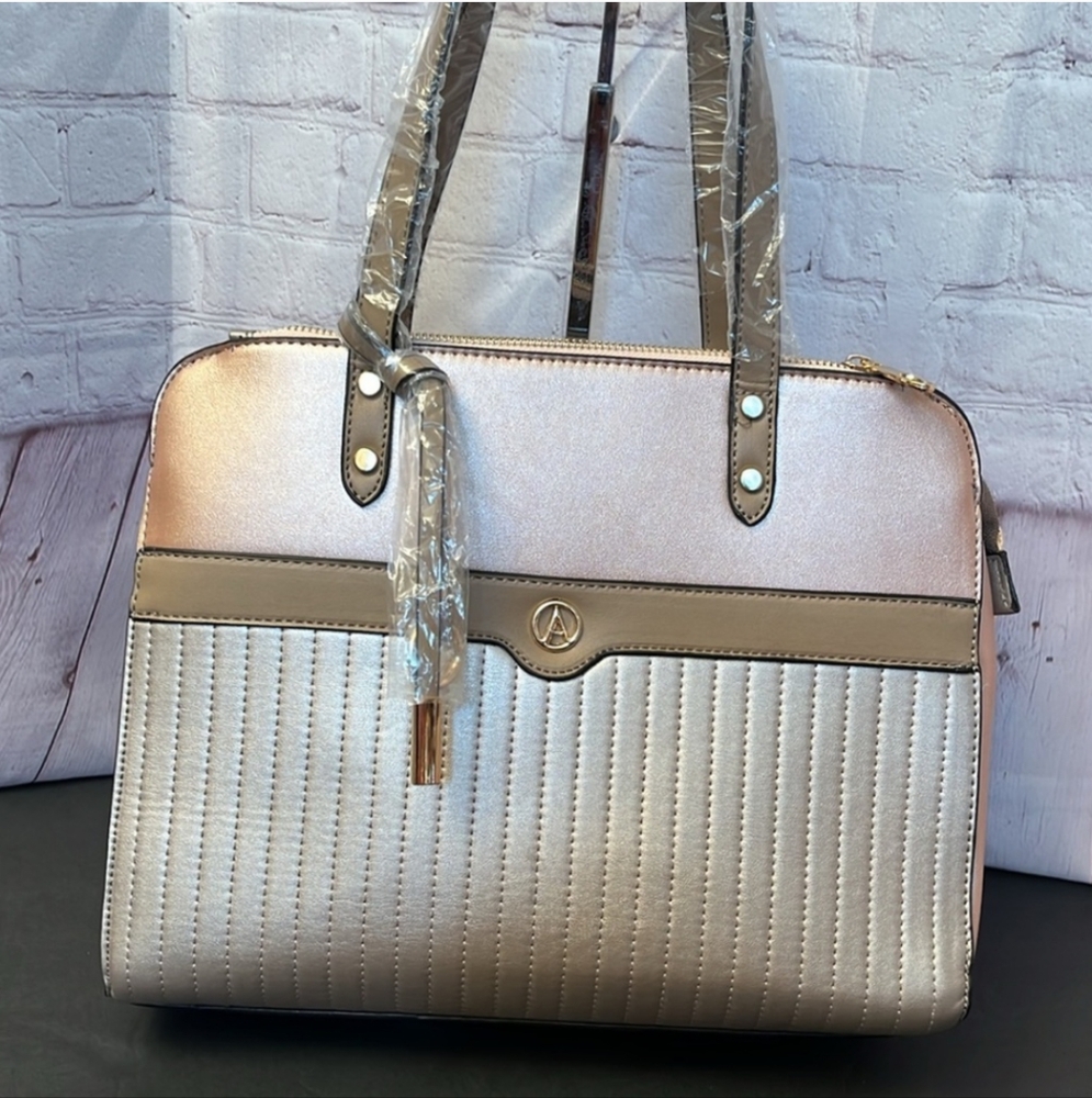 3 Piece NWT Bag Bundle Set Large Crossbody Tote + Medium Shoulder Bag + Wallet - Picture 5 of 15